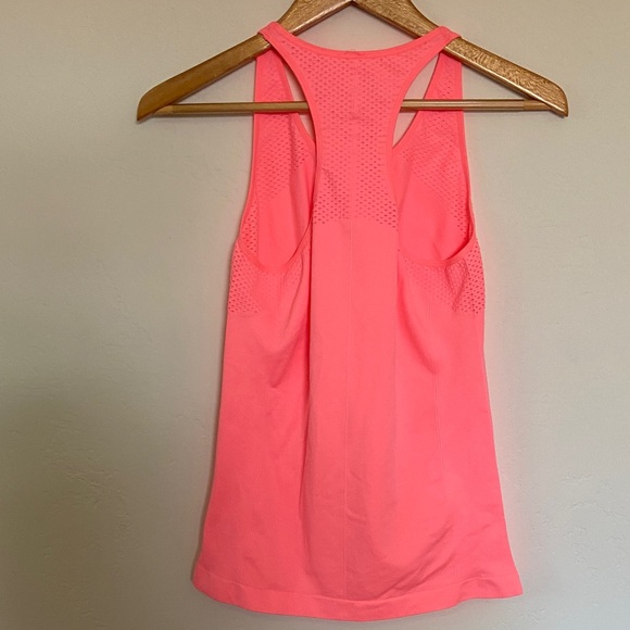 Fabletics Pink Tank Top - Picture 6 of 6